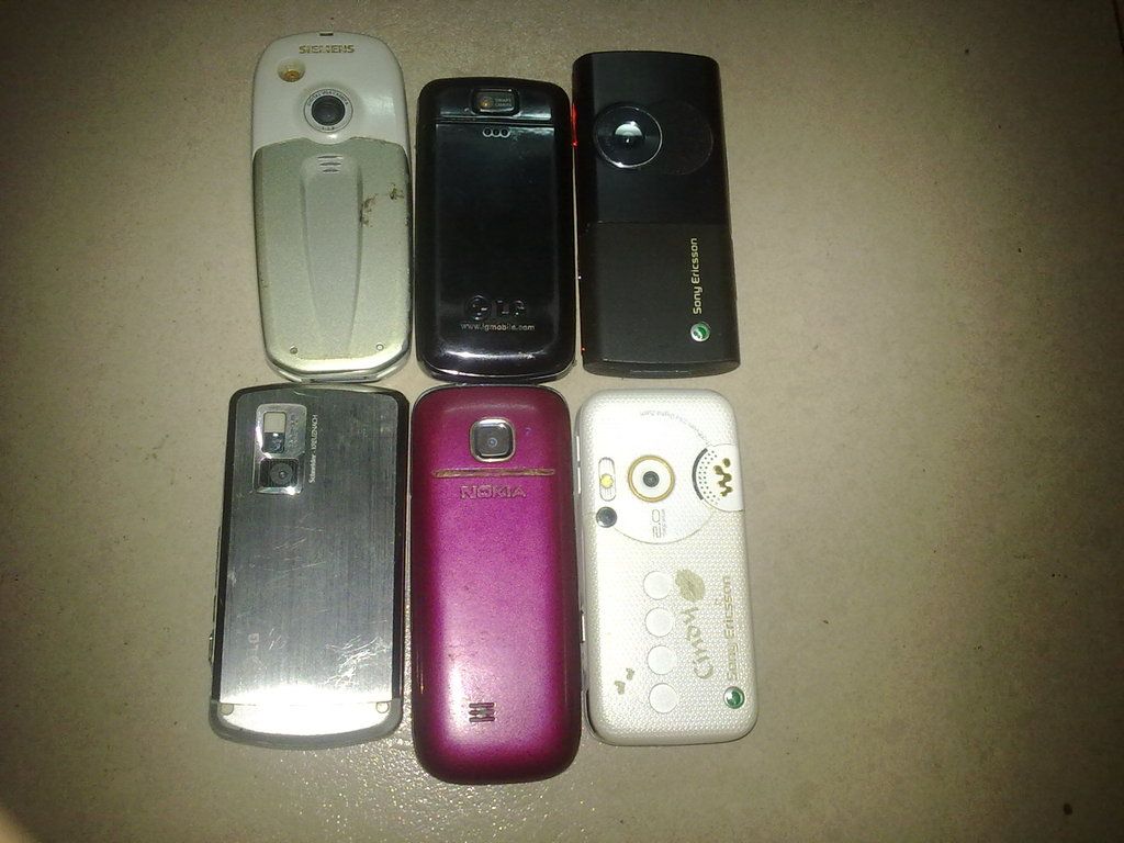 nokia 8210, 8250, 8850, 6310i, N95-8g, 1280, ss z728,1800, ip 3gs 16g, 6610. - 1