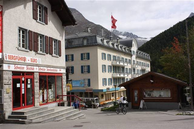 Suiza desde Valencia 16 dias.Trekking y ciudades.  - Blogs de Suiza - Saas Fee (5)
